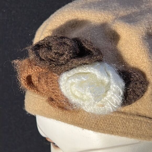 Bundle Sale 3 for $15 | Adult Toucan Collection New York Beige Hat With Flowers - Picture 6 of 9